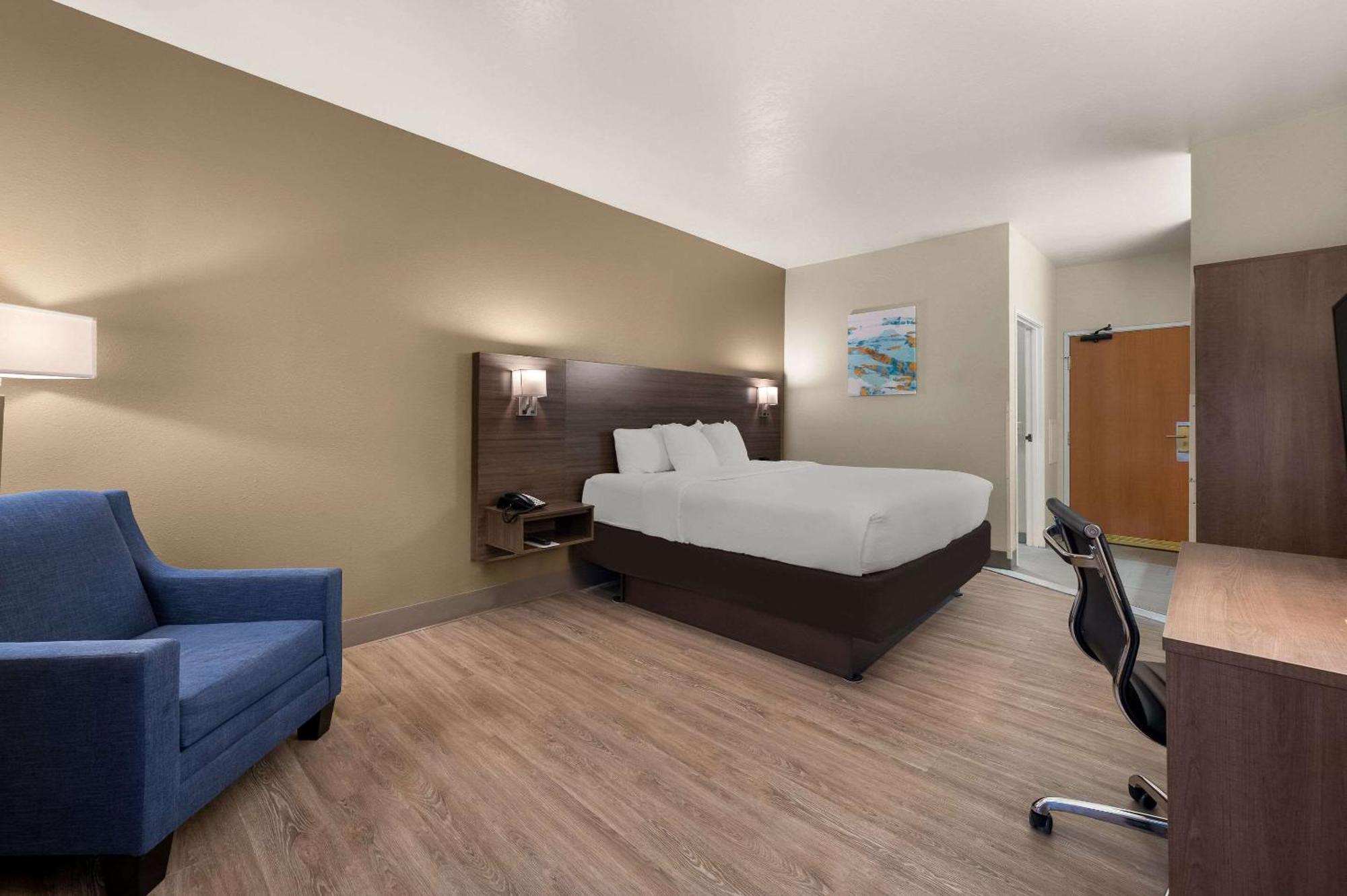 Comfort Inn & Suites Fenton Bagian luar foto